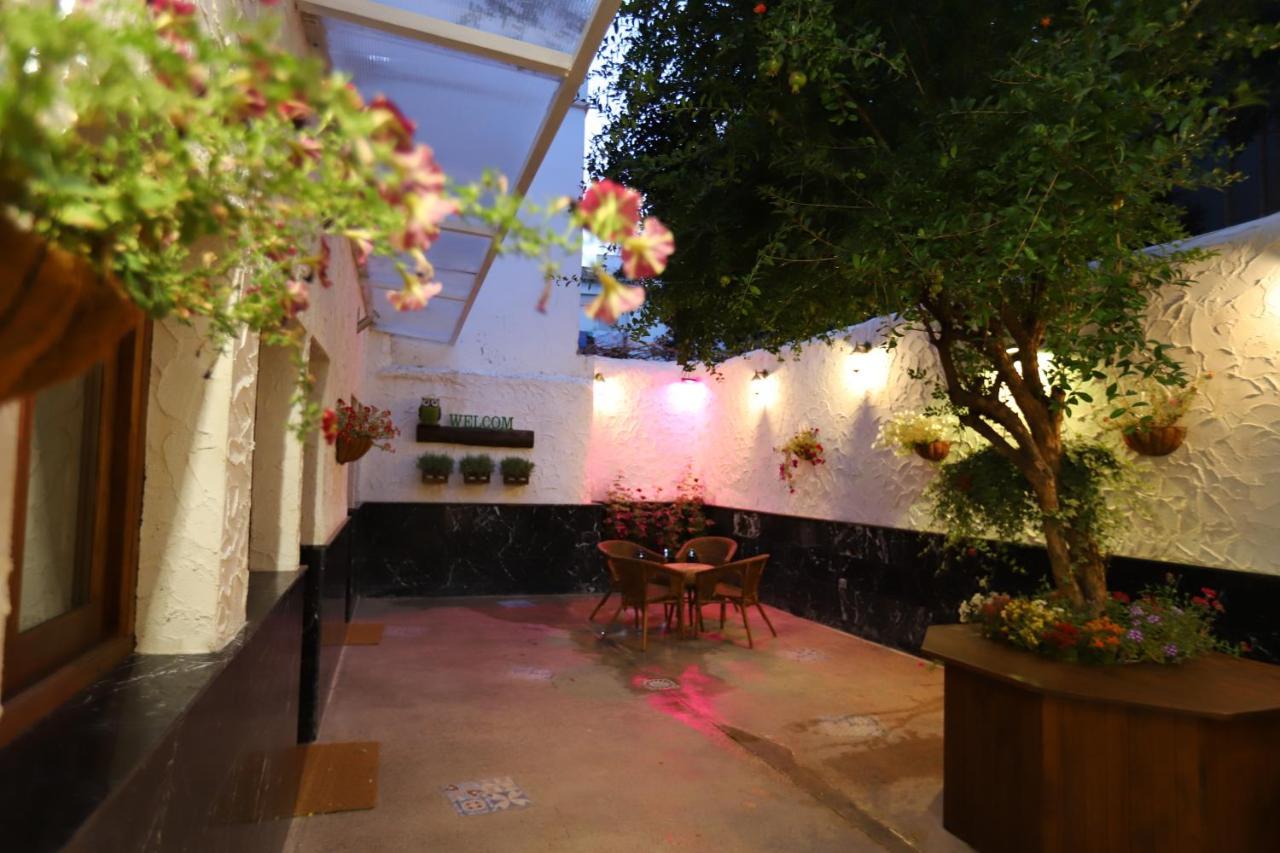 Buho House Aparthotel - Valencia — Fotos 1